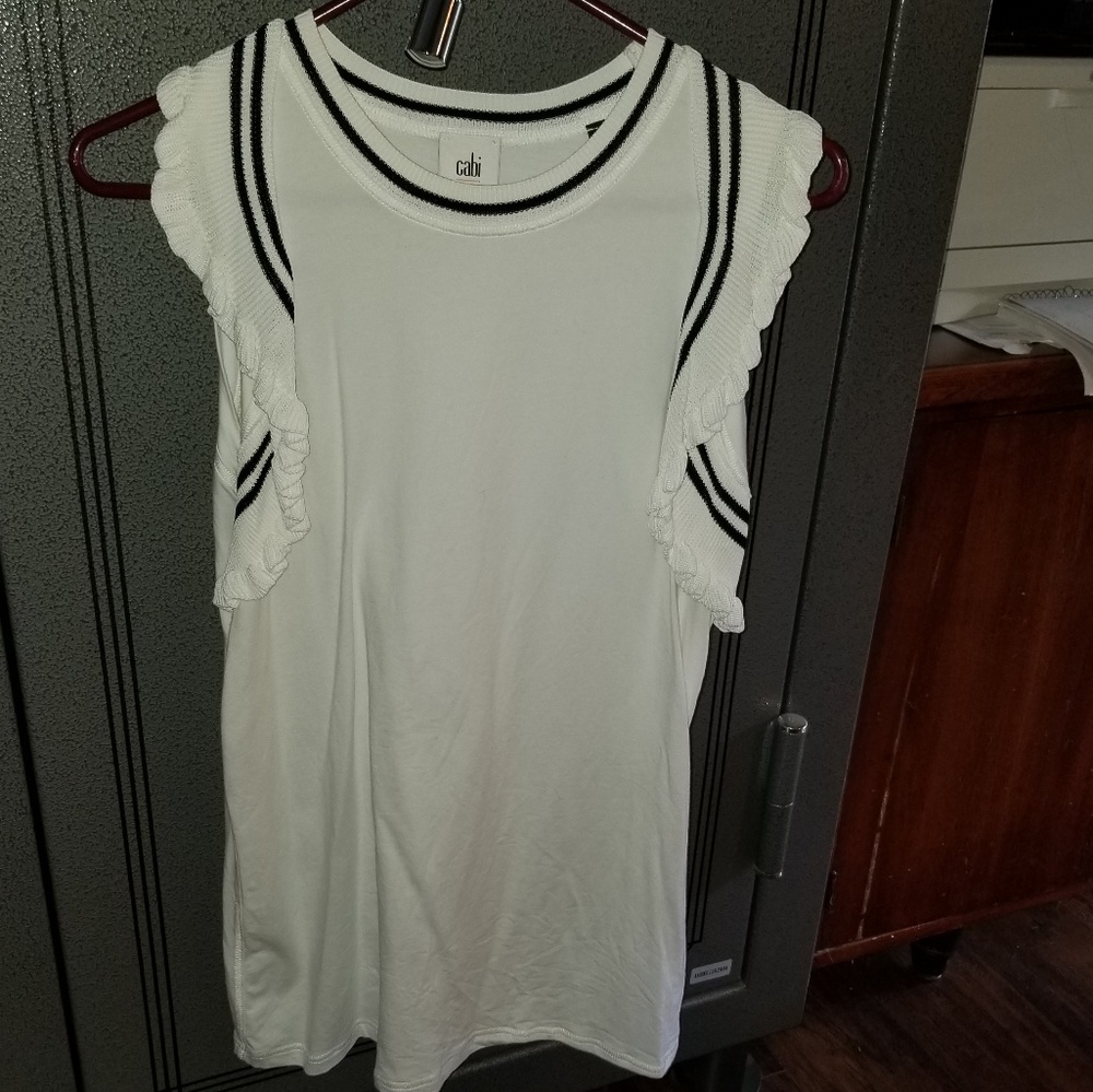 Cabi sleeveless shirt